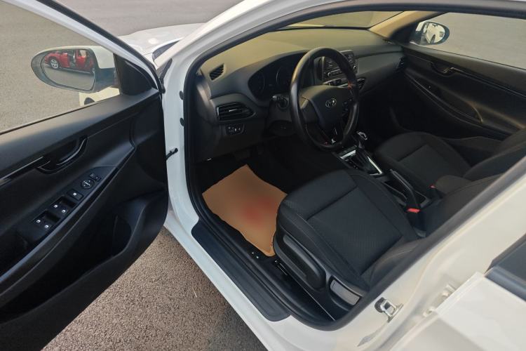 Used Hyundai Celesta 2018 1.6L Automatic GL Enjoyment Edition China VI compliant
