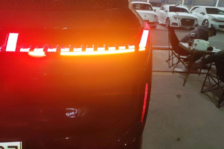 Used Lynk & Co 08 EM-P 2026 Model 210 Four-Wheel Drive Performance Ultra H7 Exterior 6