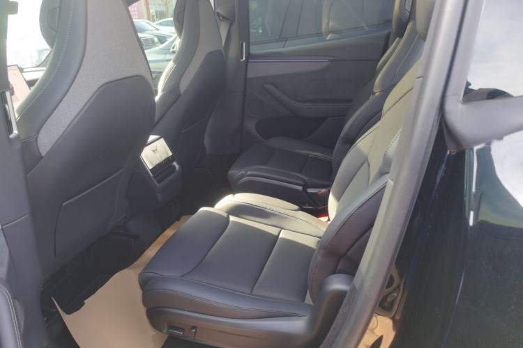 Used Tesla Model Y L 2025 Model Long-Range All-Wheel-Drive Version
