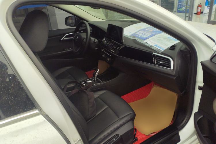 Used BMW 1 Series 2021 Revised 120i M Sport Edition Right Front Seat