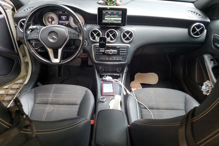 Used Mercedes-Benz A-Class 2013 A 200 Urban Edition Center Console