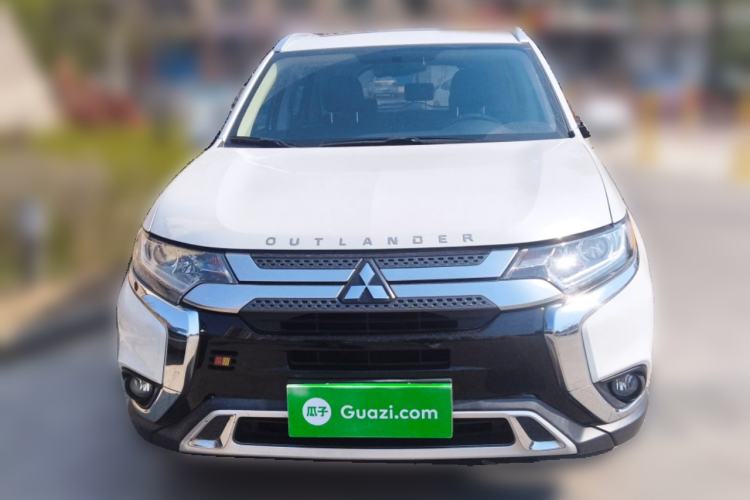 Used Mitsubishi Outlander 2020 2.0L Two-Wheel Drive Enjoyment Version 5 Seats
