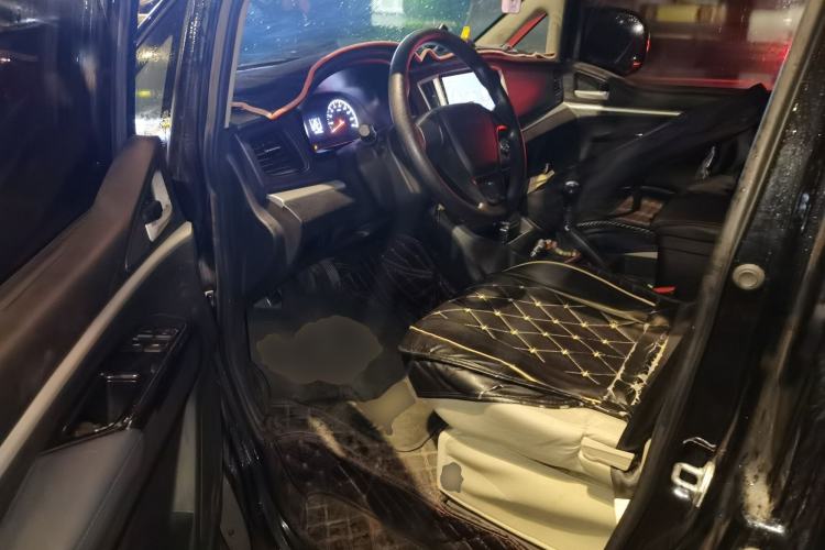 Used FORTHING Lingzhi 2020 M5L 1.6L Utility Model Driver Seat