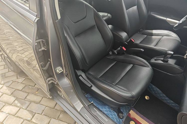 Used Nissan Kicks 2020 1.5L XL CVT Cool Enjoyment Edition