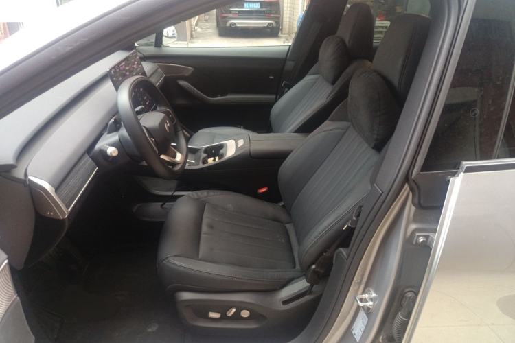 Used ONVO L60 2024 60 kWh Rear-Drive Version
