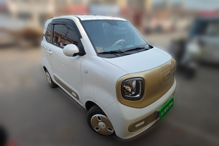 Used Bestune Pony 2025 222km Lightning Horse Front Right 45 Deg