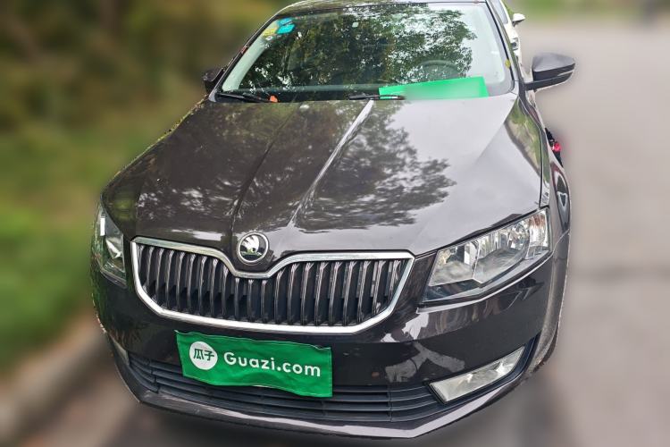 Used Skoda Octavia 2015 1.6L Automatic Yijie Edition Front