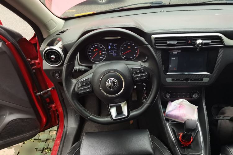Used MG ZS 2017 1.5L Manual Deluxe Internet Edition Steering Wheel