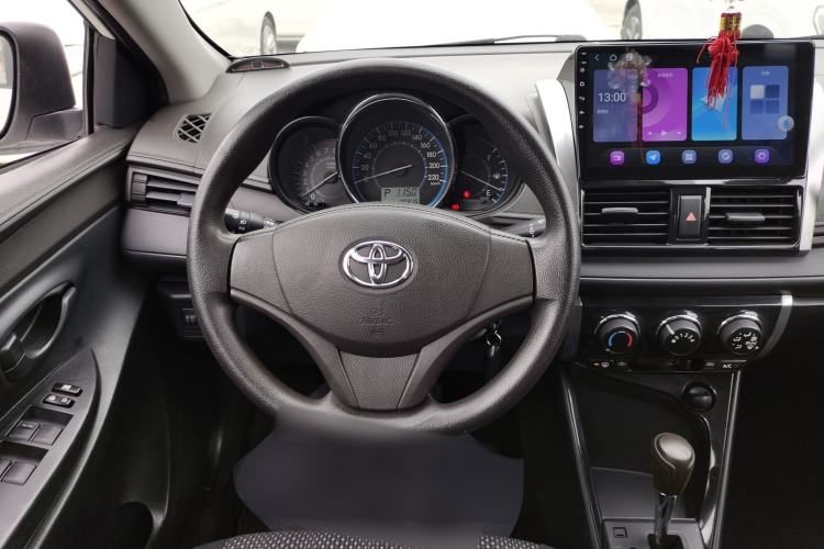 Used Toyota Vios 2014 1.3L Automatic Standard Edition Steering Wheel