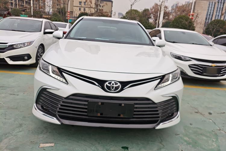 Used Toyota Camry 2022 2.0GVP Premier Edition
