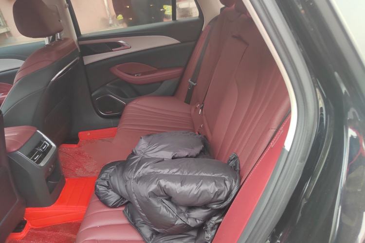 Used Hongqi H5 2025 2.0T Automatic Flagship 500 000th Unit Anniversary Edition