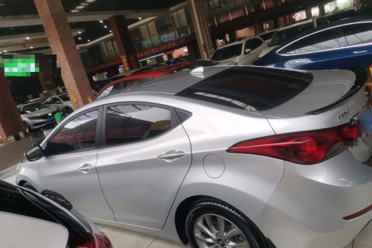 Used Hyundai Elantra (5th Generation / Langdong) 2015 1.6L Automatic Fashion Model