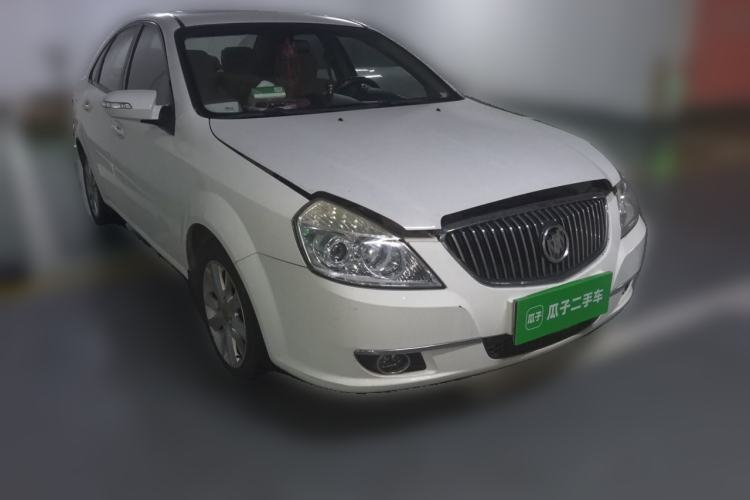 Used Buick Excelle 2011 1.6 LE-AT Front Right 45 Deg
