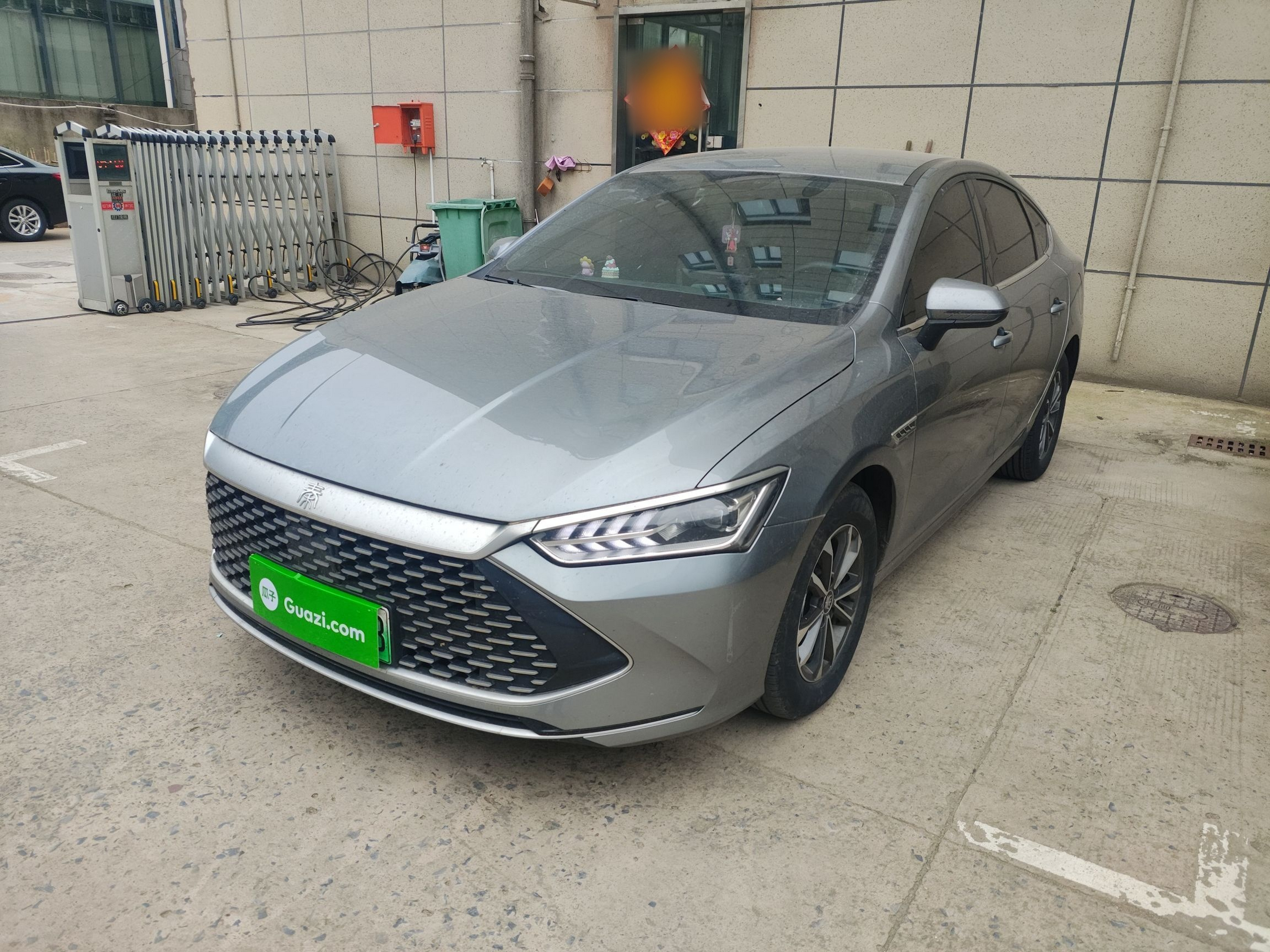 Parte inferior delantera