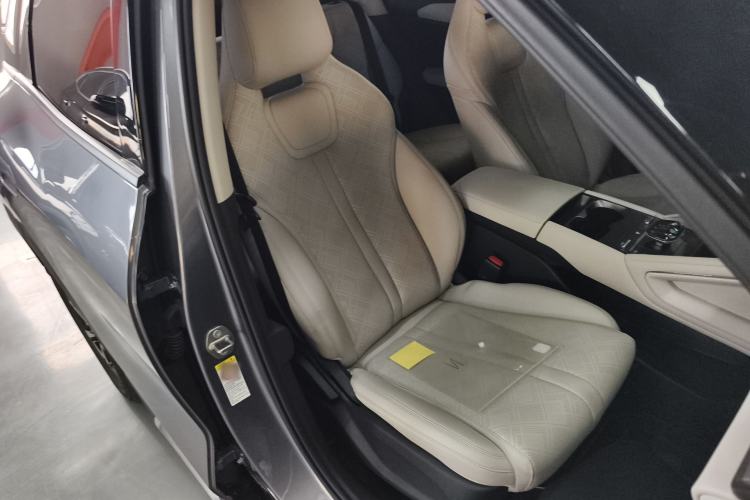 Used BYD Yuan UP 2024 401KM Leading Edition Right Front Seat