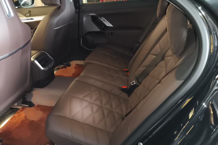 Used BMW i7 2023 eDrive50L Premium Luxury Package