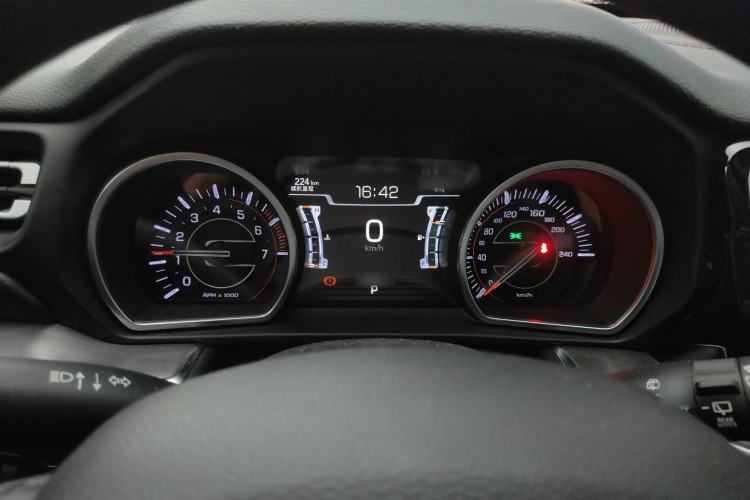 Used Jeep Grand Commander 2018 2.0T Four-Wheel Drive Smart Enjoyment Version China V Emission Standard