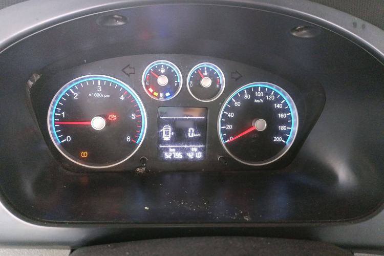 Used Foton Toano 2022 2.0T Manual Urban Edition Short Wheelbase Mid-Height Design Rear Single Tire 5/6/9-Seater Configuration 4F20TC3

