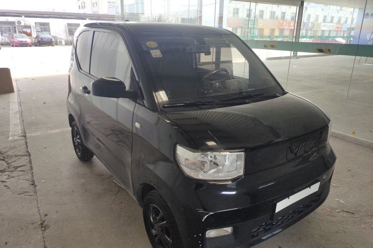 Used Wuling Hongguang MINIEV 2020 Zizai Version Lithium-NMC Front Right 45 Deg