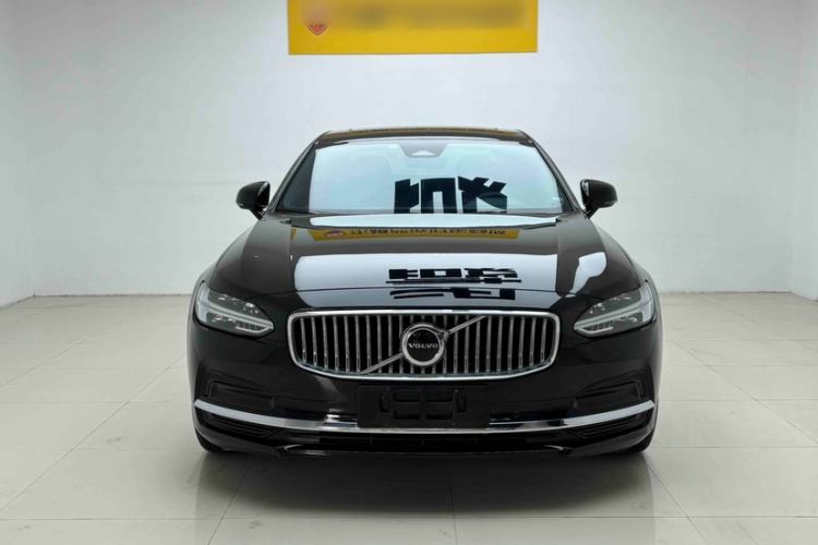 Used Volvo S90 2025 B5 Zhiyi Luxury Edition
