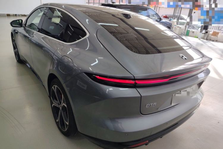 Used Nio ET5 2025 75 kWh
