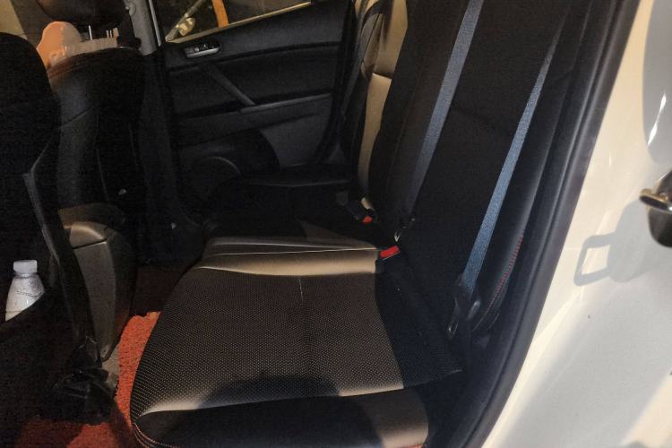 Used Mazda 3 2015 Sedan 1.6L Automatic Comfort Model Left Rear Seat