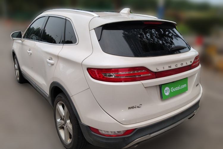 Used Lincoln MKC 2017 2.0T Two-Wheel Drive Deluxe Edition