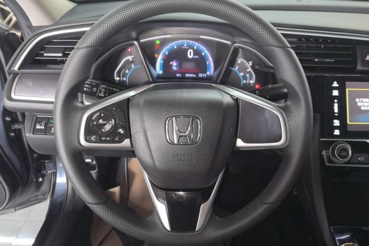 Used Honda Civic 2016 220TURBO CVT Luxury Edition
