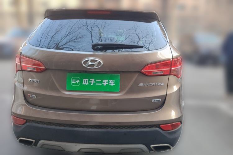 Used Hyundai Santa Fe 2015 2.0T Automatic All-Wheel Drive Smart Version 5 Seats