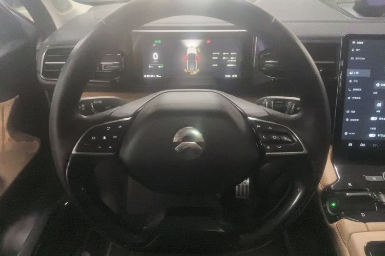 Used Nio ES8 2018 355 km Base Version 7-Seater Edition