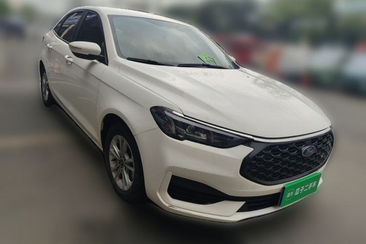 Used Ford Escort 2021 1.5L Automatic Gold Edition Front Right 45 Deg