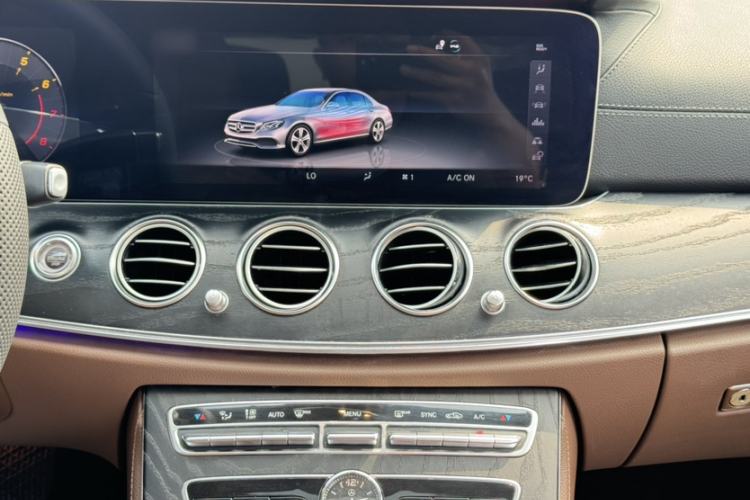 Used Mercedes-Benz E-Class 2018 Facelift E 200 L Sport Edition