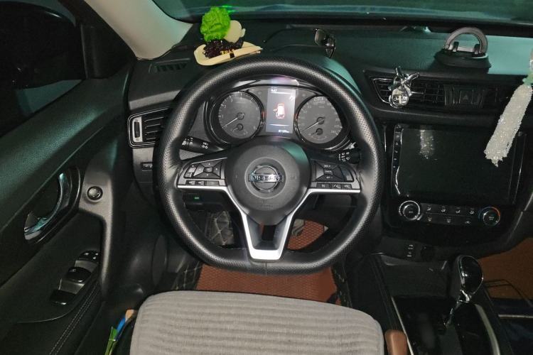 Used Nissan X-Trail 2017 2.0L CVT Comfort Edition 2WD Steering Wheel