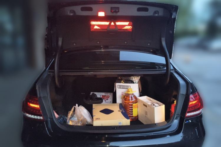 Used Mercedes-Benz E-Class 2014 E 260 L Trunk