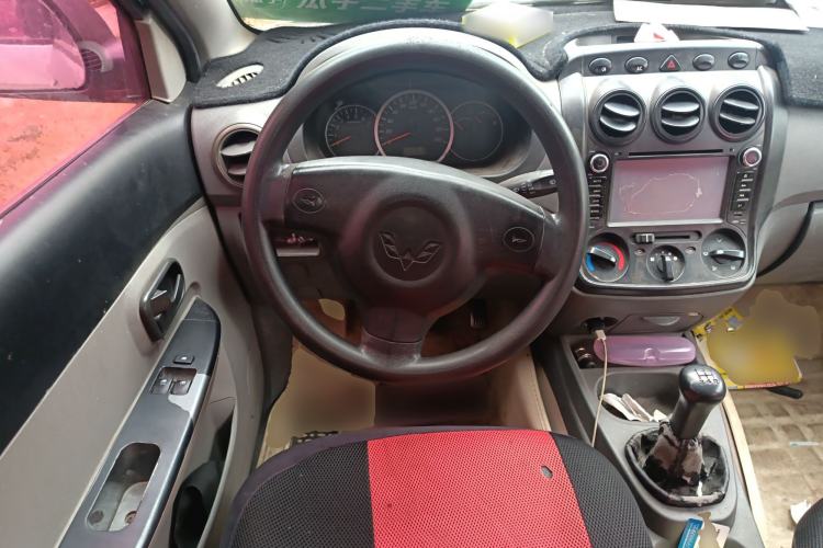 Used Wuling Hongguang 2010 1.4L Base Version
