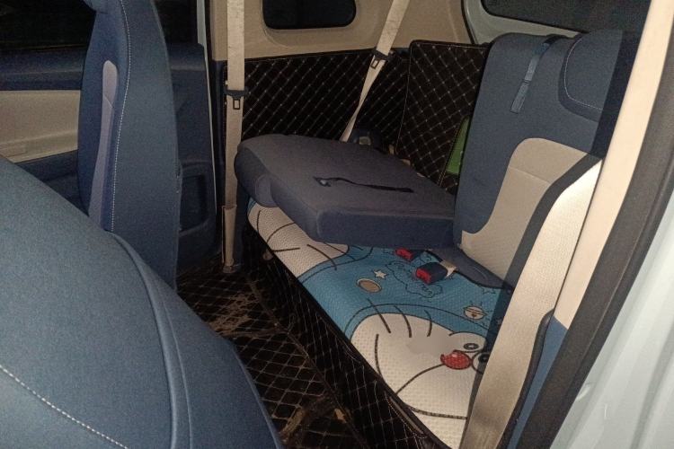 Used Dongfeng Fengon MINIEV 2022 Candy Edition Half-Sugar Left Rear Seat