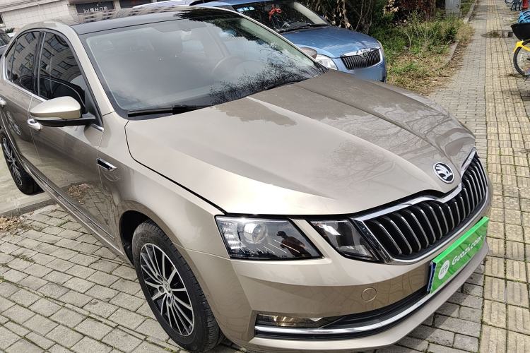 Used Skoda Octavia 2018 1.6L Automatic Luxury Edition