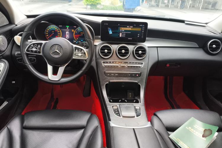 Used Mercedes-Benz C-Class 2019 Restyled C 260 L Sport Edition Center Console