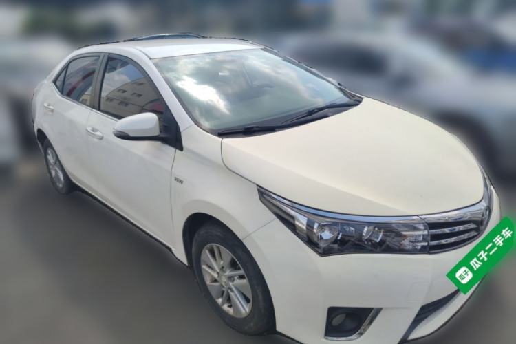 Used Toyota Corolla 2014 1.6L CVT GL Front Right 45 Deg