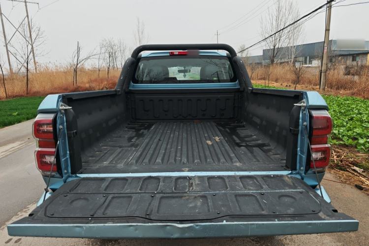 Used Great Wall King Kong Poer 2024 2.0T Automatic 8AT Diesel Two-Wheel-Drive Elite Flatbed