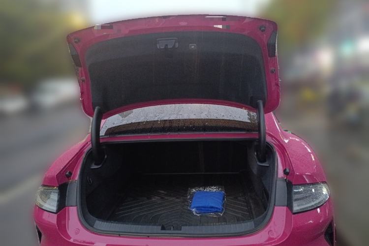 Used Xiaomi Auto SU7 2024 Four-Wheel Drive Ultra-Long Range Advanced Intelligent Driving Max Edition