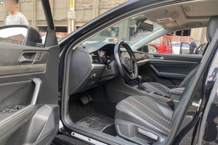 Used Volkswagen Lavida 2021 280TSI DSG Comfort Edition Interior 2