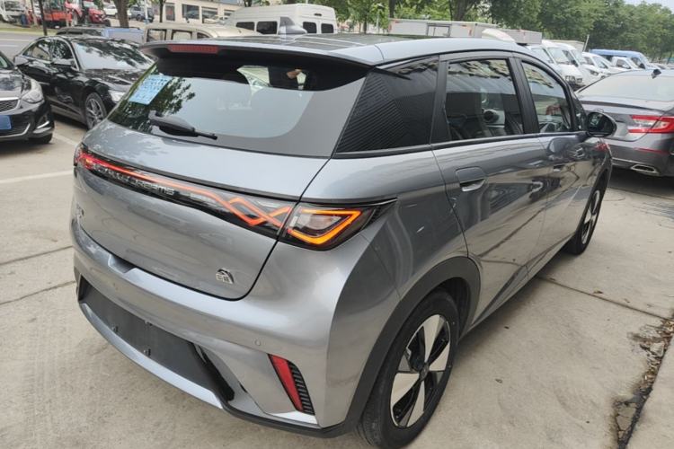 Used BYD Dolphin 2023 420 km Fashion Edition
