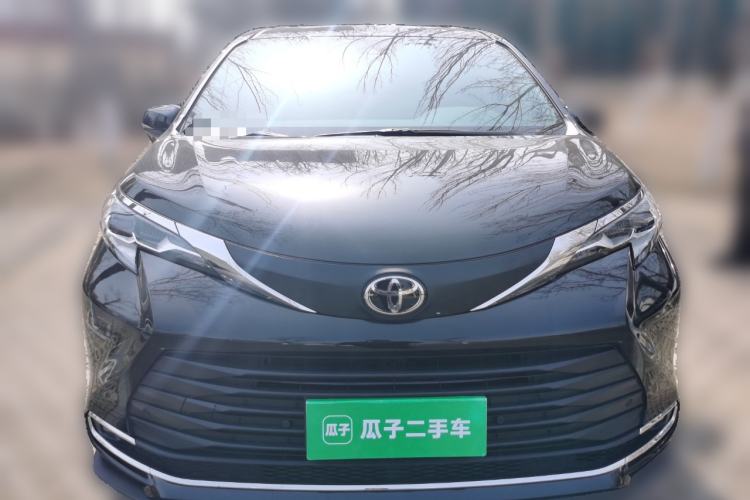 Used Toyota SIENNA 2026 Model 2.5L Dual-Engine Two-Wheel-Drive Comfort Edition Front