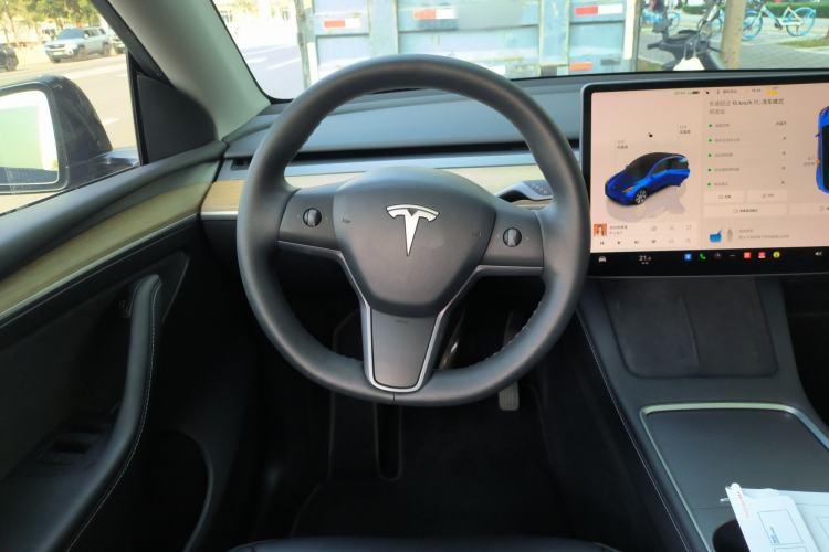 Used Tesla Model Y 2022 Rear-Wheel-Drive Version
