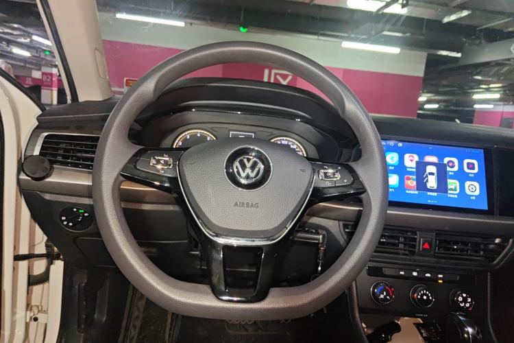 Used Volkswagen Lavida 2018 Hatchback 280TSI DSG Comfort Edition China V Standard Steering Wheel