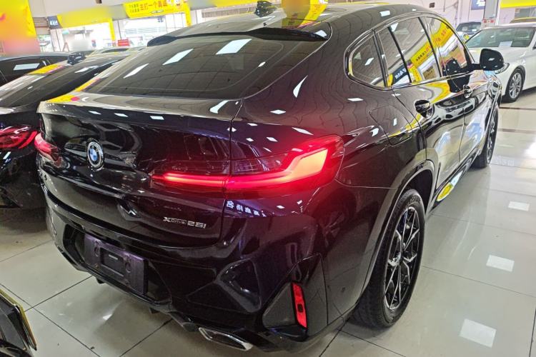 Used BMW X4 2022 xDrive 25i M Sport Package