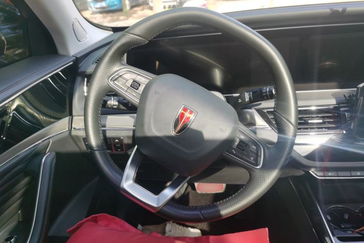 Used Hongqi HS5 2022 Facelifted Version 2.0T Smart Connect Flagship All-Wheel-Drive Edition Steering Wheel