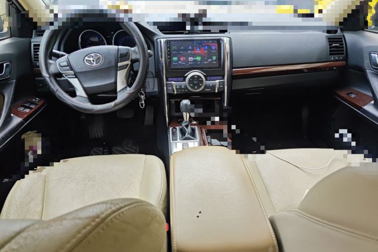 Used Toyota Reiz 2013 2.5S Elite Edition Center Console
