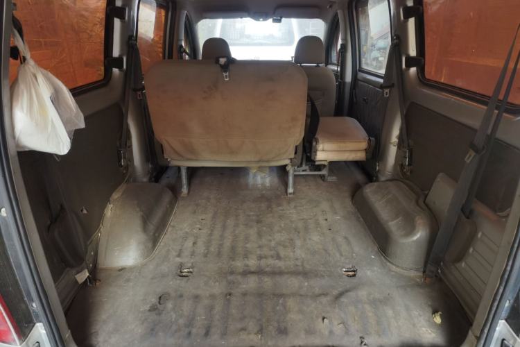 Used Wuling Rongguang V 2015 1.5L Practical Version
